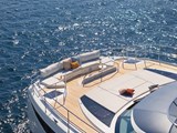 Prestige M8 foredeck